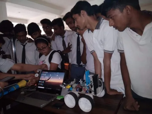 Robot & Technical models demonstarted at UEM Jaipur