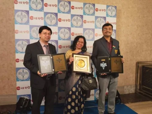 The IEM and UEM group of Institutions and Universities, Kolkata and Jaipur was awarded in the category of “Best Placements – Domestic and International” by Zee 24 Ghanta.