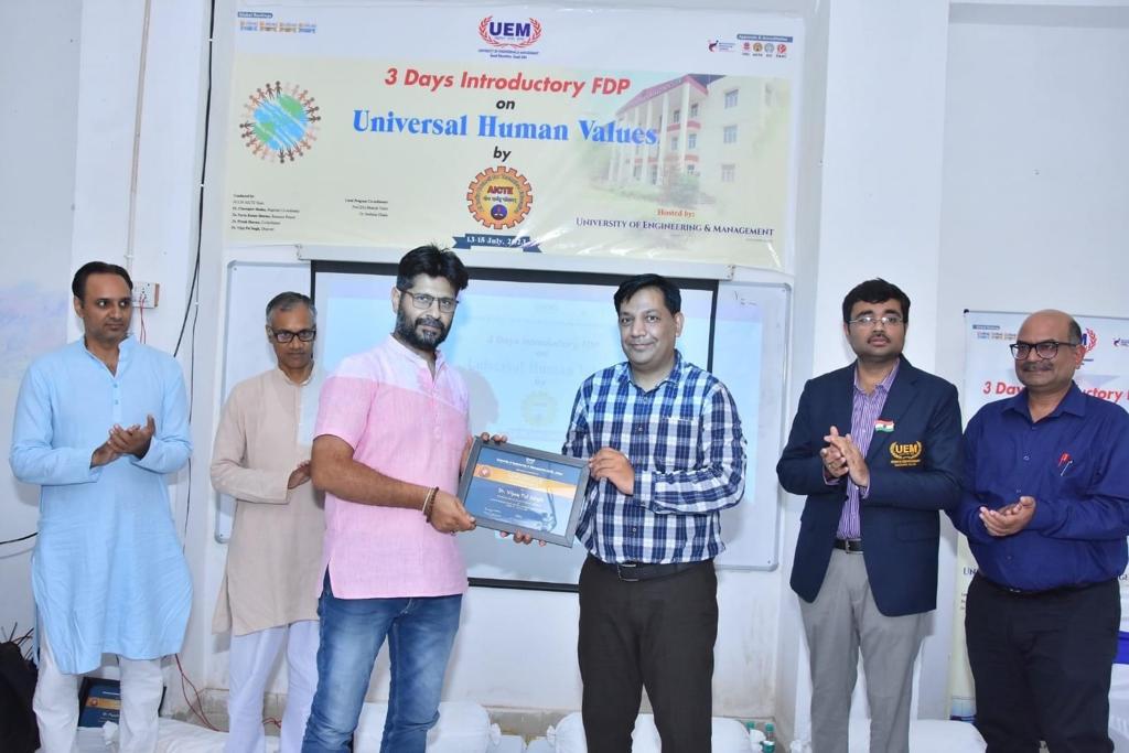 Valedictory Session of AICTE Approved 3 Days FDP on Universal Human Values held at University of Engineering & Management (UEM), JAIPUR.