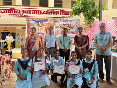 UEM Jaipur’s Dr. Anjali Yadav Serves as Chief Guest & Judge at Science Exhibition, Chomu